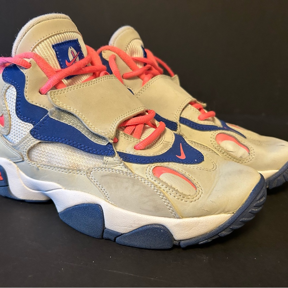 Nike Air Speed Turf, Girls size 6Y, Kids Sneakers in Grey, Blue, and Pink